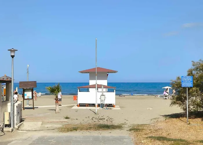 13 Sandy Mackenzie Apartmán Larnaca