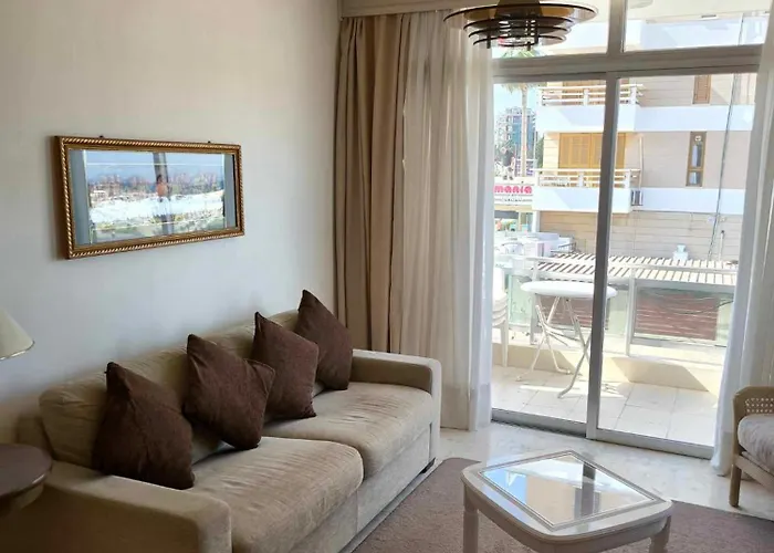 Apartment 13 Sandy Mackenzie Larnaca